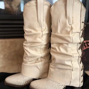 Freebird Jules Whitesnake Boots Size 9